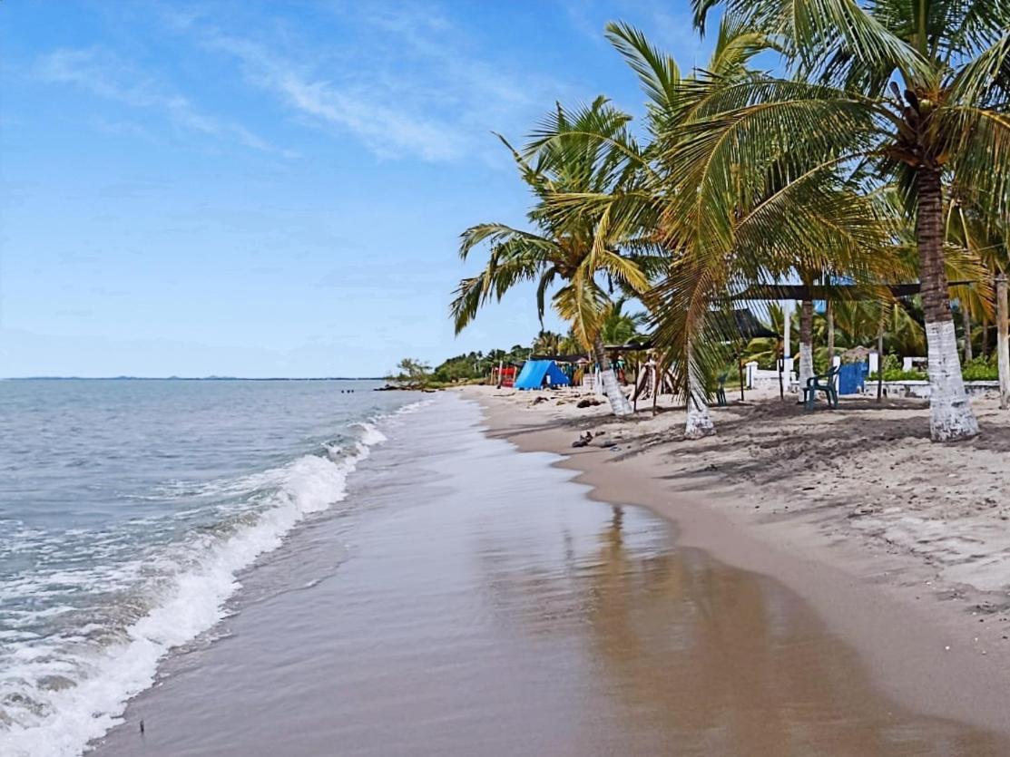 Hostal Corales Tolú المظهر الخارجي الصورة