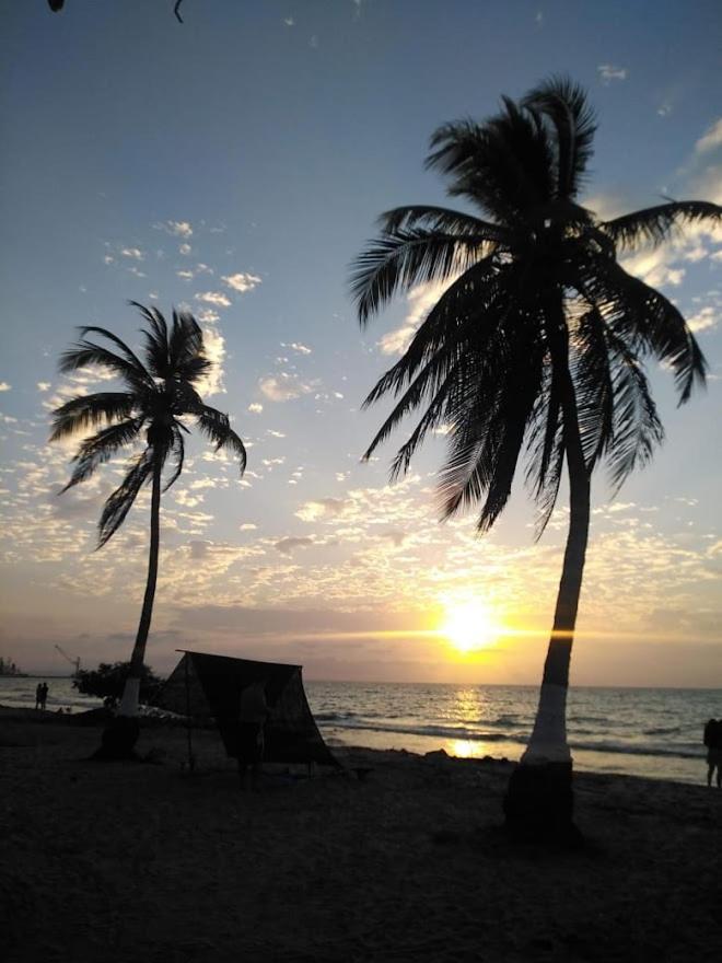 Hostal Corales Tolú المظهر الخارجي الصورة