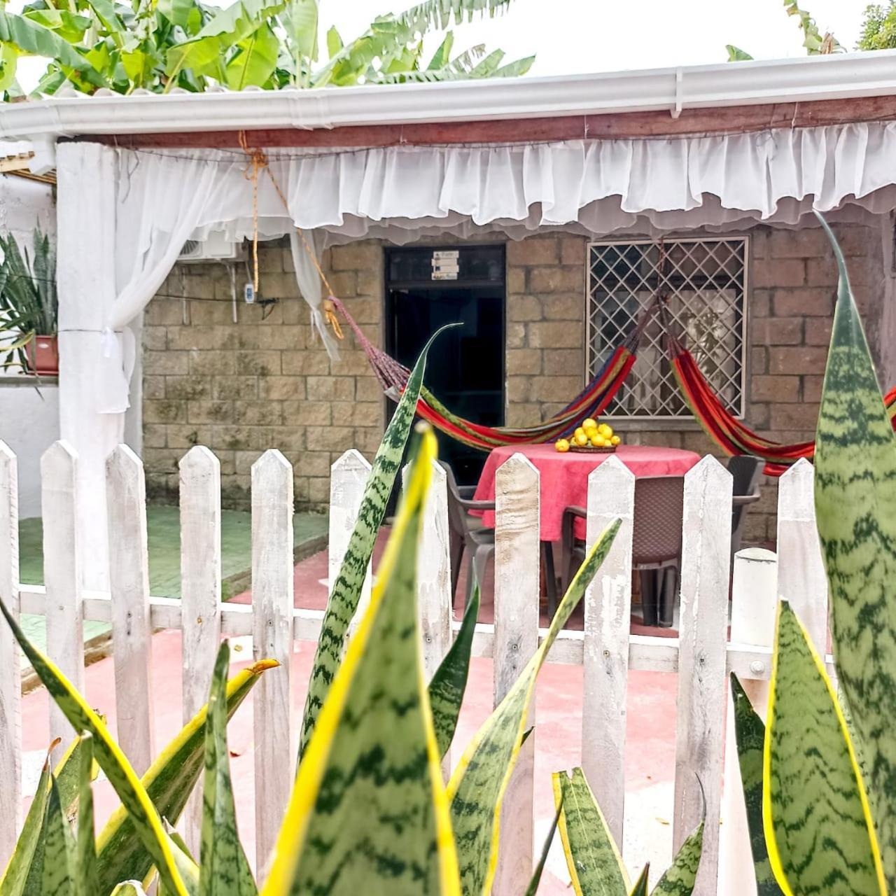 Hostal Corales Tolú المظهر الخارجي الصورة
